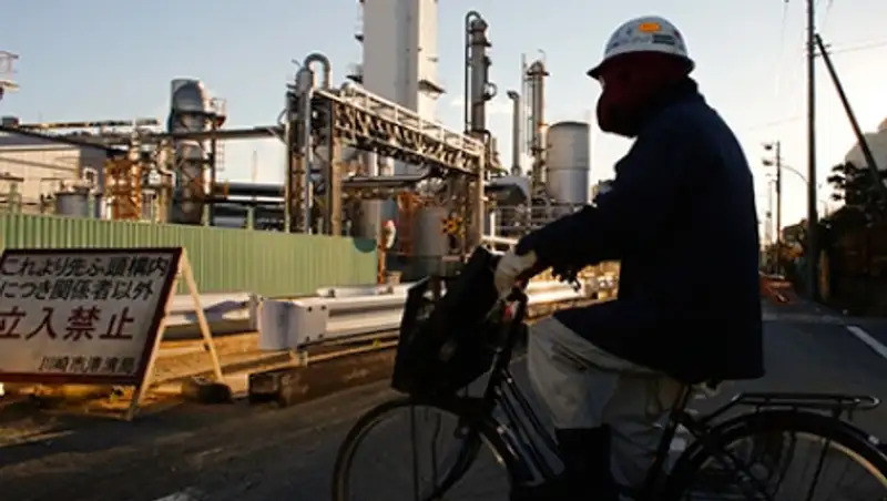 Мировые цены на нефть опять снизились