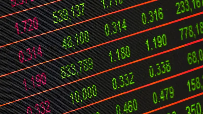 Квартальная отчетность финансовых гигантов подтолкнула американские фондовые рынки вверх