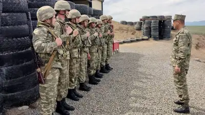 Ереван призвал Баку снять блокаду Лачинского коридора, фото - Новости Zakon.kz от 23.04.2023 21:53