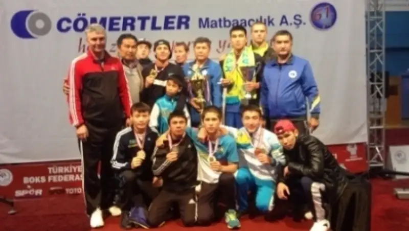 Казахстанская «молодежка» завоевала два «золота» на мемориале Ахмета Комерта