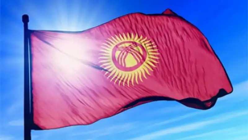 Неприкосновенности экс-президентов Кыргызстана будет лишать парламент