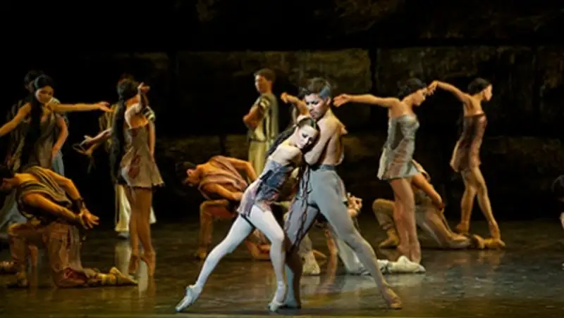 Мужской балет в День защитника Отечества