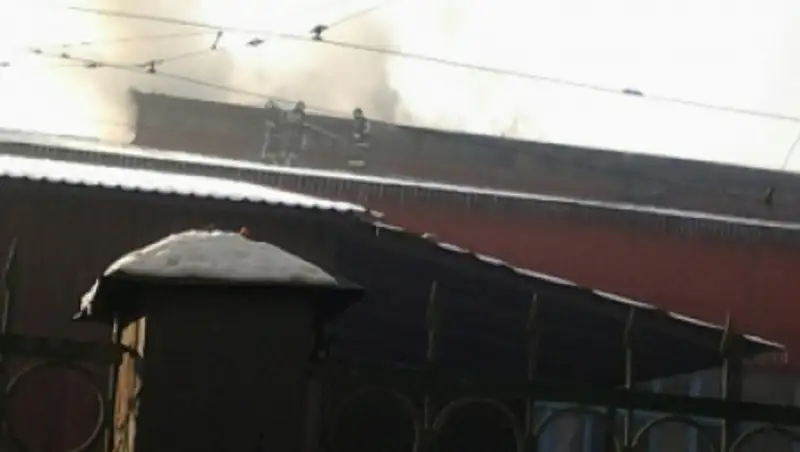 В трамвайном депо Алматы вспыхнул пожар