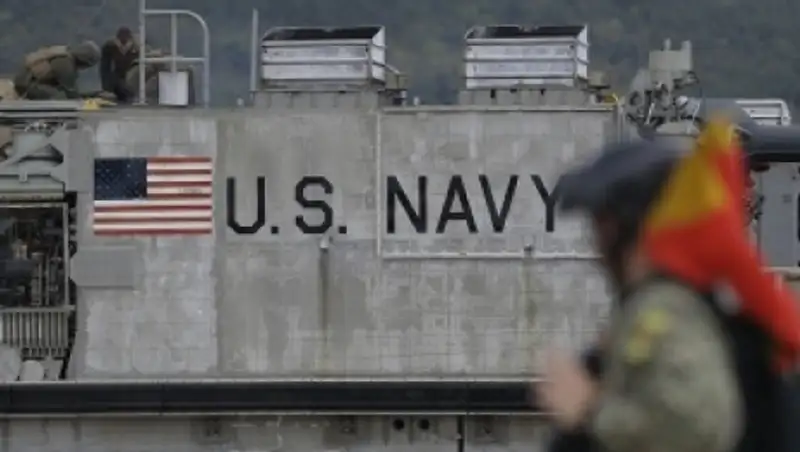 Япония будет игнорировать запрет властей Окинавы на строительство авиабазы США