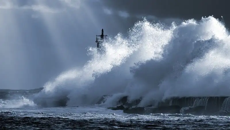 После урагана "Фиона" режим природной катастрофы планируют ввести в Гваделупе