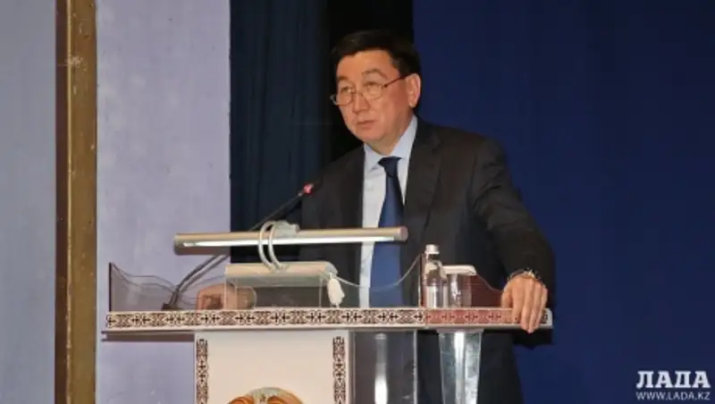 Алик Айдарбаев: Мы с нашими нефтяными компаниями не сократили ни одного рабочего места