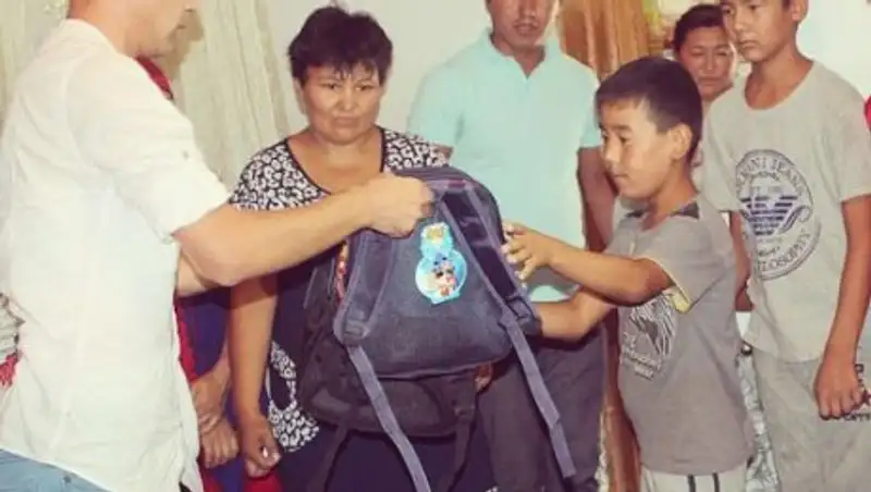 В Шымкенте проводится акция "Дорога в школу"