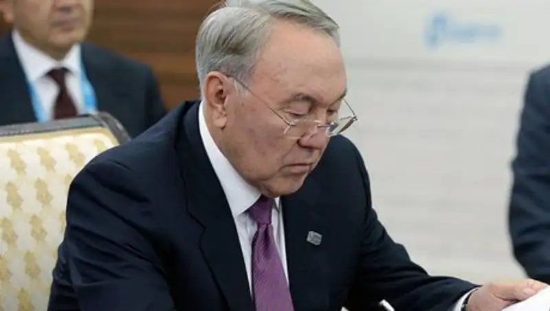 Назарбаев подписал поправки в указ о судебной системе и статусе судей