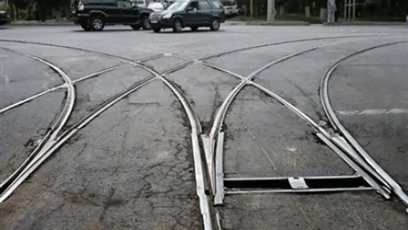 Дорогу в Алматы перекроют из-за демонтажа путей