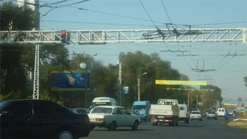 Проезд в общественном транспорте Тараза подорожает до 60 тенге с 1 января 2015 года