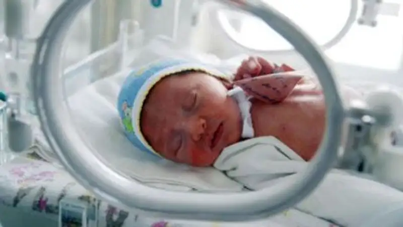 Врачи областного перинатального центра в Талдыкоргане выходили шесть маловесных малышей
