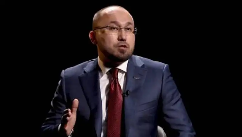 О положении русского языка в Казахстане высказался Даурен Абаев