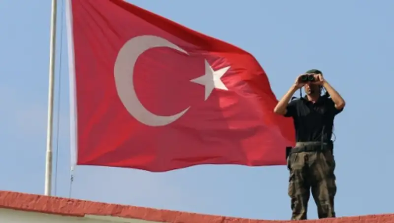 Генштаб Турции запретил турецким военным проводить отпуск в России