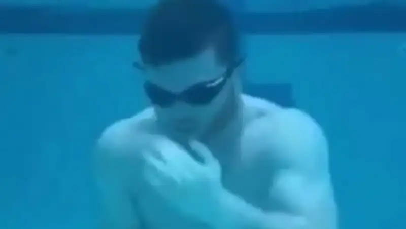 К бою с Головкиным «Канело» готовится необычным способом