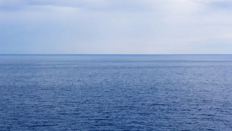 Жители Актау недовольны закрытием пляжей