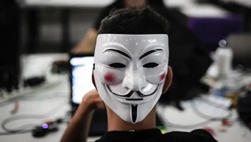 Хакеры украли $300 млн со счетов банков в 30 странах мира 