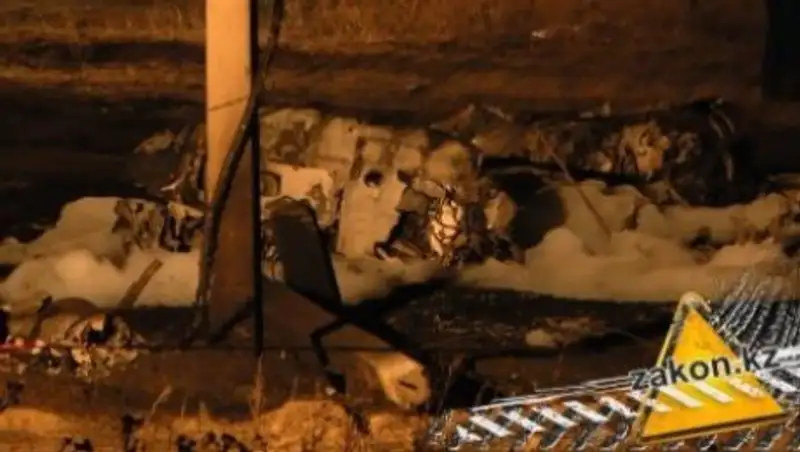 Тела кыргызстанцев, погибших при крушении Ан-28 под Алматы, отправили на родину