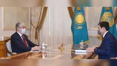 Кошанов, Токаев , фото - Новости Zakon.kz от 31.03.2022 16:23