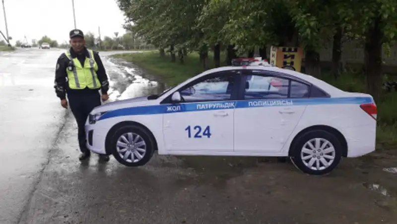 На дорогах ВКО появились муляжи полицейских автомобилей