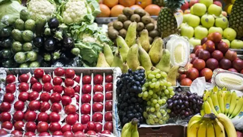 Ученые выяснили, какие фрукты могут вылечить легкие курильщиков