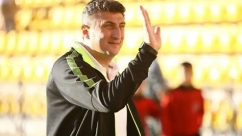 Главный тренер ФК «Кайрат» покинул пост