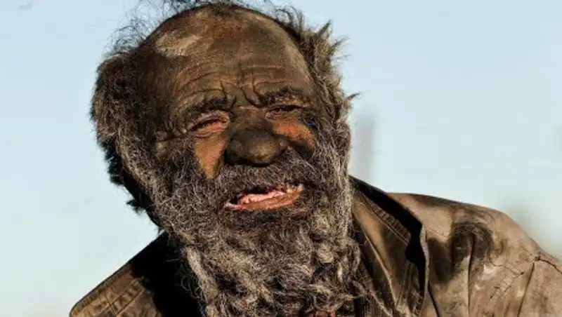 Как выглядит человек, который не мылся 60 лет