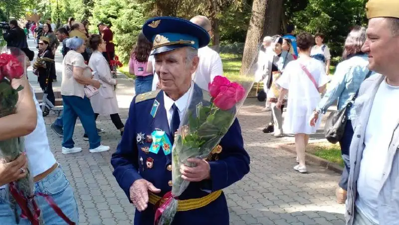 9 мая Алматы, фото - Новости Zakon.kz от 09.05.2022 11:51