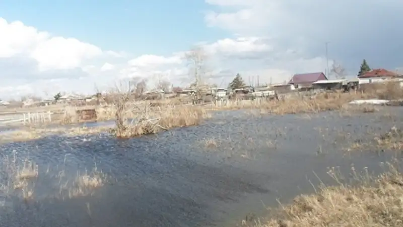 Жителей домов из зоны подтопления в период паводка в СКО переселят