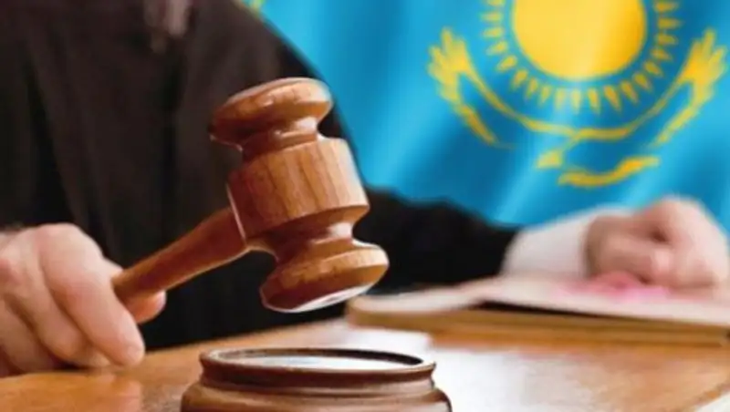 Штраф в полмиллиона пришлось заплатить водителю, предложившему полицейскому две тысячи тенге