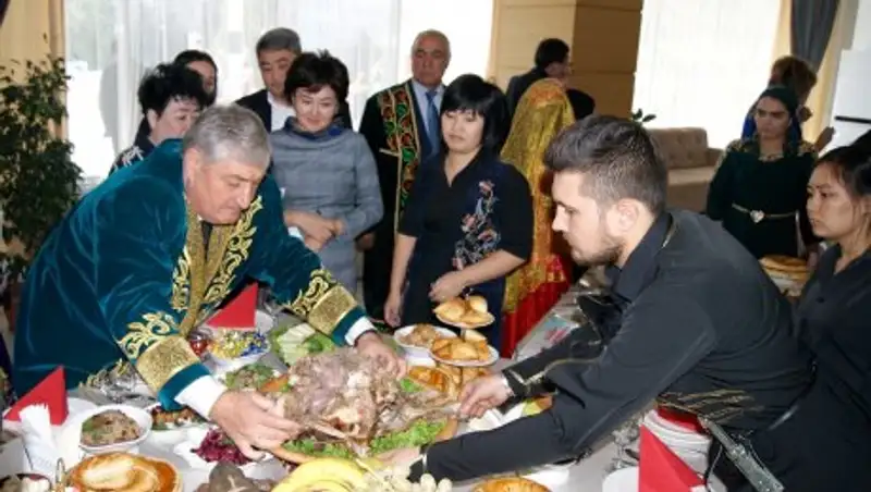 В Южно-Казахстанской области прошел традиционный фестиваль «Қазақ дастарханы»
