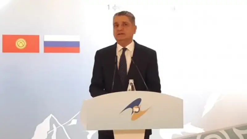 В ЕврАзЭС улучшат условия для производителей и импортеров алкогольной продукции