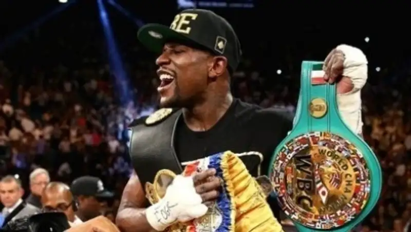 Флойд Мейвезер-младший: «Головкин не сможет меня побить»  