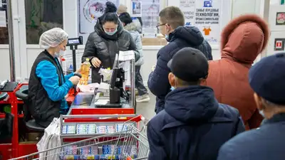 Казахстанцам пообещали не допустить резкого роста цен на продукты перед Новым годом, фото - Новости Zakon.kz от 27.12.2022 13:55