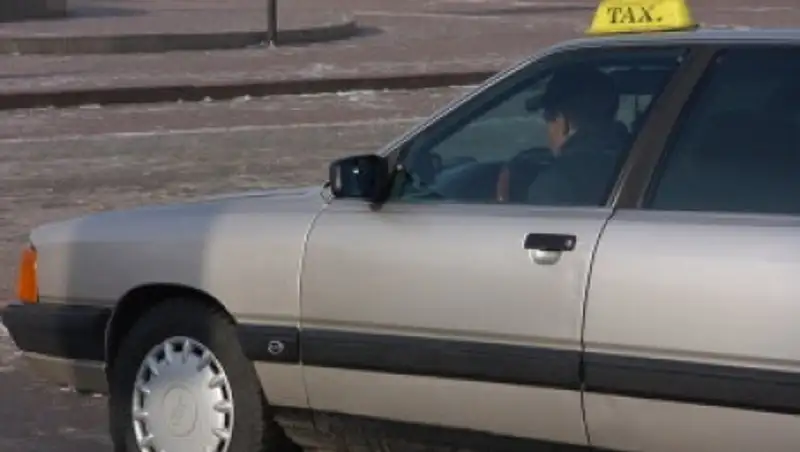 Автомобиль такси обстрелян в Кокшетау, подозреваемый задержан