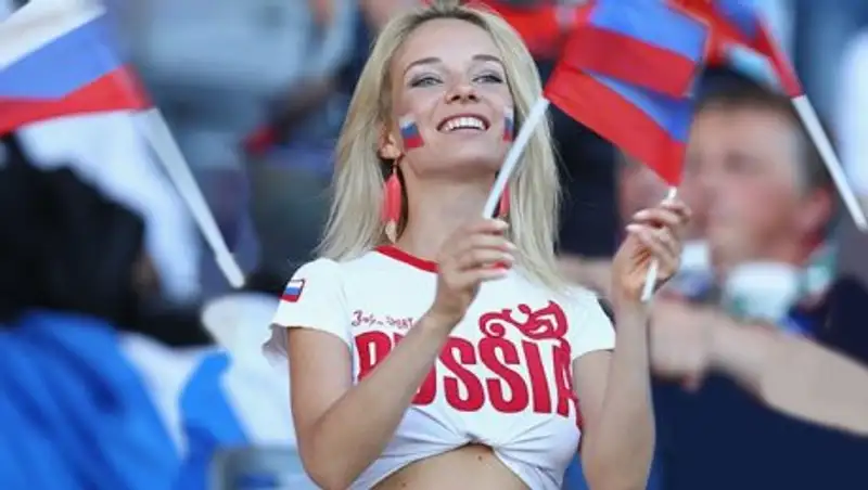 Я никогда не работала порноактрисой. Самая красивая болельщица России ответила на обвинения