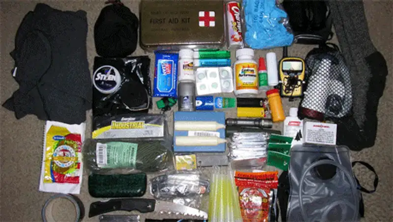 Как собрать «тревожный чемоданчик» - советы от ИА Zakon.kz, фото - Новости Zakon.kz от 23.11.2013 23:22