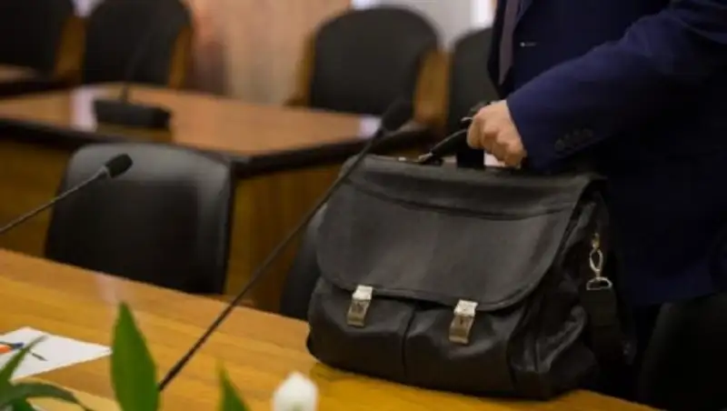 В Нур-Султане уволили замруководителя Управления образования