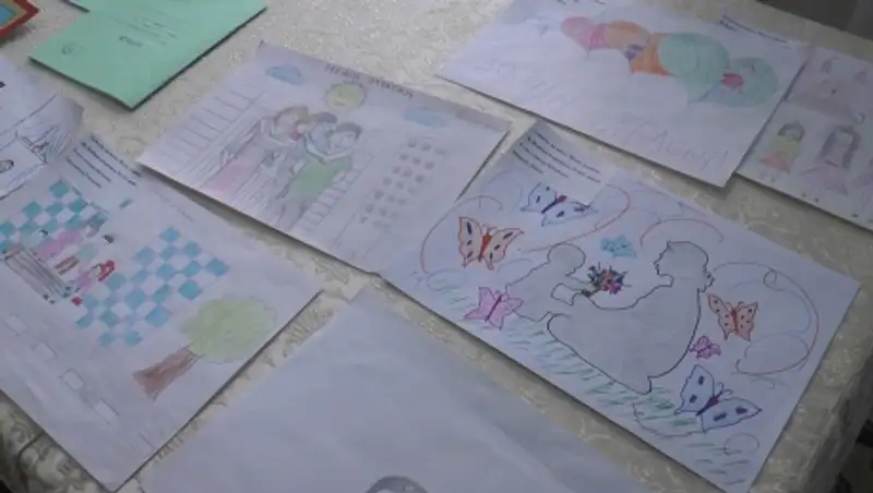 Алматинские полицейские в целях нравственного воспитания детей провели конкурс рисунка