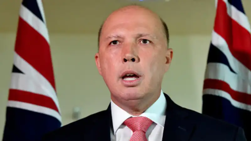 Глава МВД Австралии заразился коронавирусом