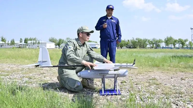 Покорение неба: как в Казахстане учатся будущие пилоты и штурманы, фото - Новости Zakon.kz от 11.07.2023 11:15
