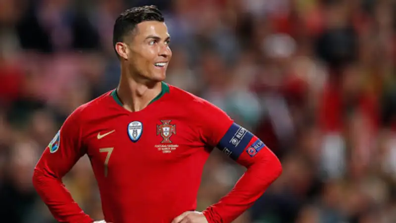 Роналду хет-триком вывел Португалию в финал Лиги наций