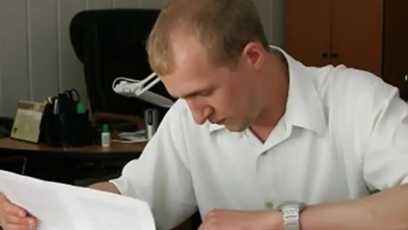 Редактора павлодарской газеты "Версия" приговорили к восьми годам с конфискацией имущества