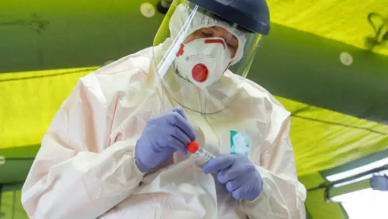 Экспресс тесты на COVID-19 появятся в Казахстане 27 марта