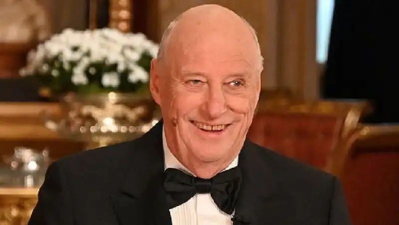 Король Норвегии Харальд V заразился COVID-19