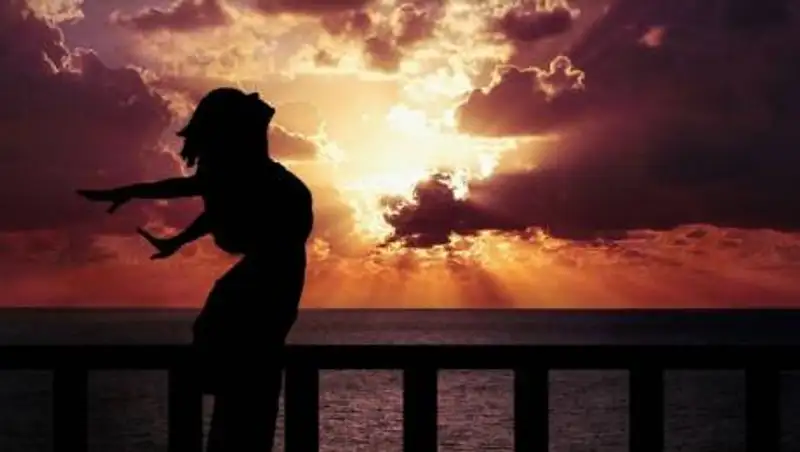 Астрологи назвали знаки зодиака, которые станут счастливее во второй половине 2021 года