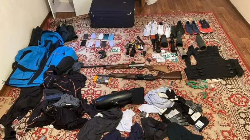 Задержаны подозреваемые в ограблении двух оружейных магазинов в Алматы