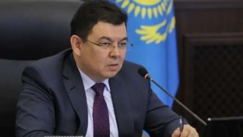 Бозумбаев: Процесс ценообразования на ГСМ должен быть прозрачным и доступным для понимания