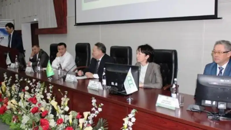 Казахстанские фермеры раскрыли секреты перед столичными студентами