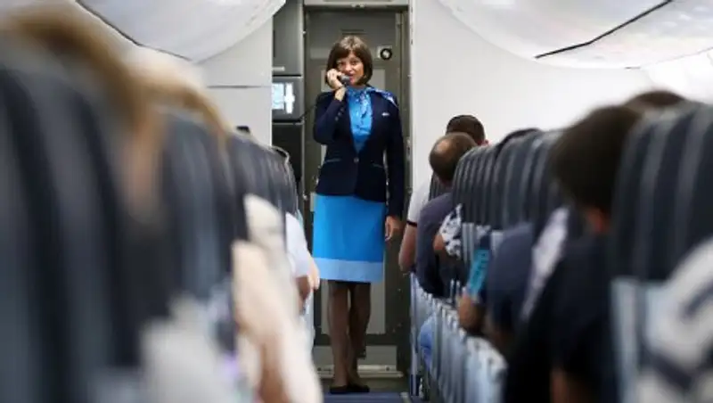 Пассажиры и экипаж "Победы" реанимировали ребенка в полете