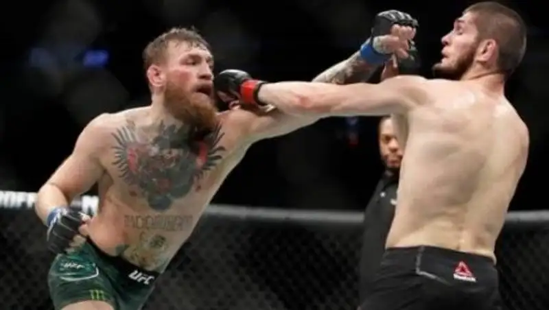 Названа дата реванша Макгрегора и Нурмагомедова